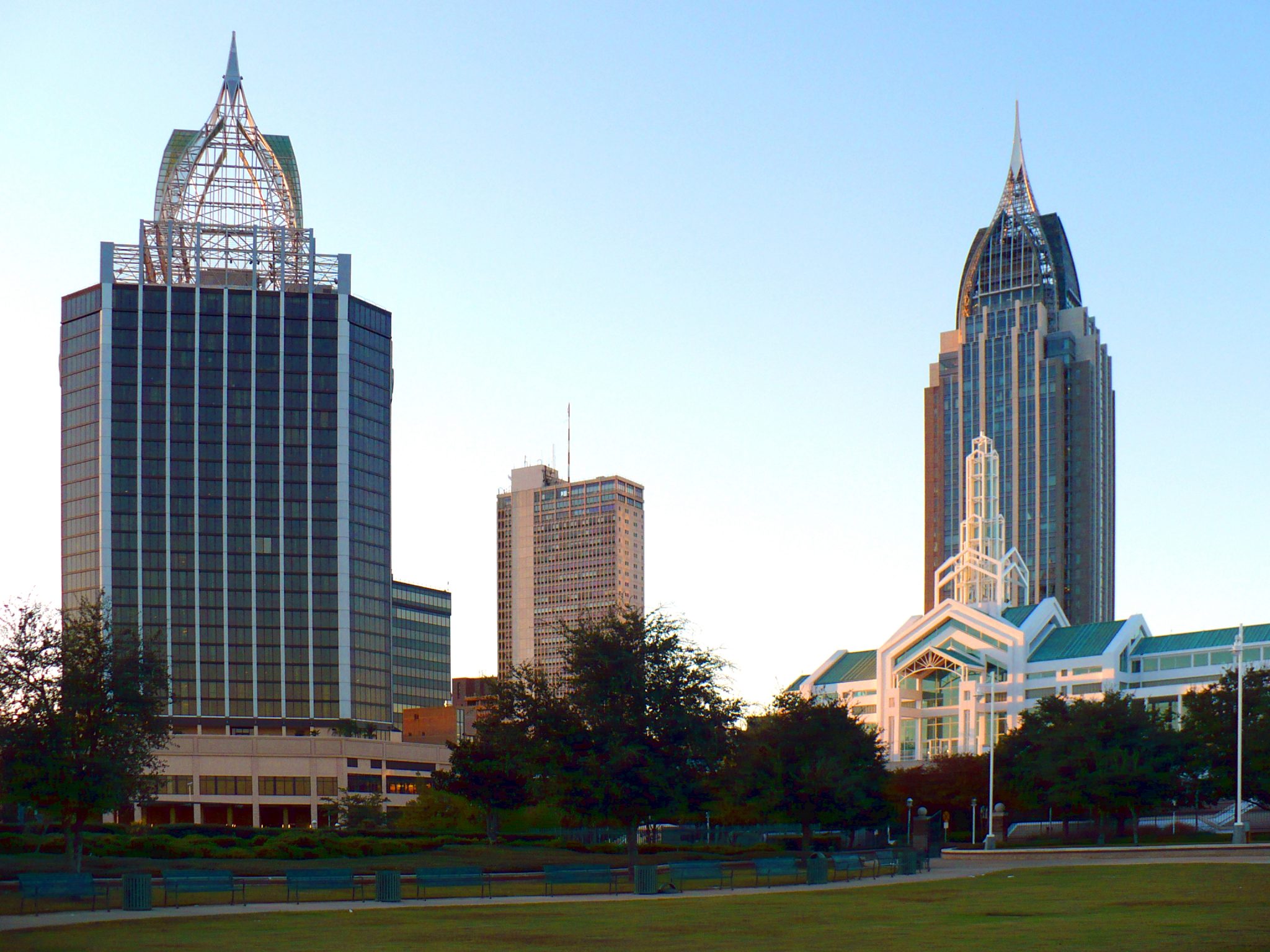 West Mobile, AL and Noblet Cosmetic and Family Dental in Mobile, AL